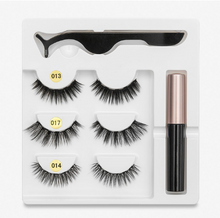 Load image into Gallery viewer, A Pair Of False Eyelashes With Magnets In Fashion
