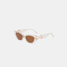 Load image into Gallery viewer, Polycarbonate Frame Cat-Eye Sunglasses
