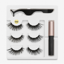 Load image into Gallery viewer, A Pair Of False Eyelashes With Magnets In Fashion
