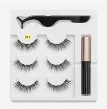 Load image into Gallery viewer, A Pair Of False Eyelashes With Magnets In Fashion
