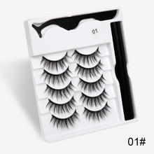 Load image into Gallery viewer, A Pair Of False Eyelashes With Magnets In Fashion
