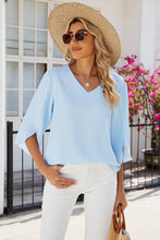 Load image into Gallery viewer, V-Neck Three-Quarter Sleeve Top
