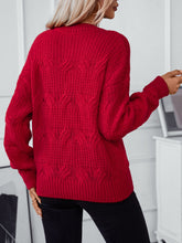 Load image into Gallery viewer, Round Neck Long Sleeve Sweater
