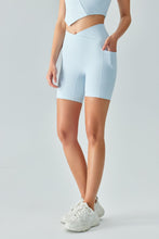 Load image into Gallery viewer, V-Waist Ribbed Sports Biker Shorts with Pockets
