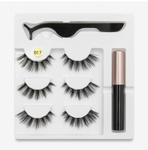 Load image into Gallery viewer, A Pair Of False Eyelashes With Magnets In Fashion
