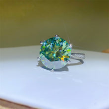 Load image into Gallery viewer, 10 Carat Moissanite 925 Sterling Silver Ring
