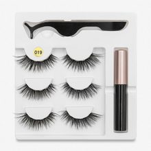 Load image into Gallery viewer, A Pair Of False Eyelashes With Magnets In Fashion
