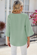 Load image into Gallery viewer, V-Neck Three-Quarter Sleeve Top
