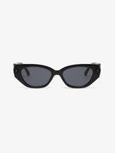 Load image into Gallery viewer, Polycarbonate Frame Cat-Eye Sunglasses
