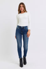 Load image into Gallery viewer, Judy Blue Full Size Mid-Rise Waist Skinny Jeans with Pockets
