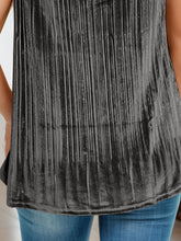 Load image into Gallery viewer, Lace Detail Scoop Neck Cami
