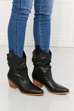 Load image into Gallery viewer, MMShoes Better in Texas Scrunch Cowboy Boots in Black
