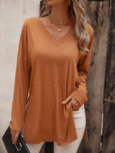 Load image into Gallery viewer, V-Neck Long Sleeve Slit Top
