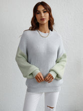 Load image into Gallery viewer, Two-Tone Rib-Knit Dropped Shoulder Sweater
