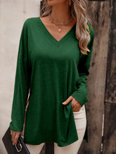 Load image into Gallery viewer, V-Neck Long Sleeve Slit Top
