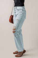 Load image into Gallery viewer, Distressed Buttoned Jeans with Pockets
