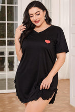 Load image into Gallery viewer, Plus Size Lace Trim V-Neck Short Sleeve Night Dress
