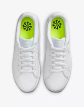 Load image into Gallery viewer, White Materiale Riciclato Sneaker
