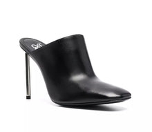 Load image into Gallery viewer, Black Leather Di Calfskin Pump
